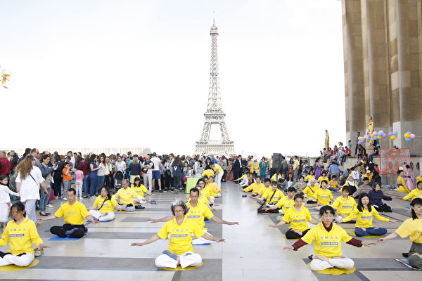 夏祷:中华儿女三亿人三<span style='max-width:0px!important;margin-left:-4px;color:#eee!important;'>:</span>退<span style='max-width:0px!important;margin-left:-4px;color:#eee!important;'>.</span>丰碑(上)(图文) 2 2 30 600x400 1