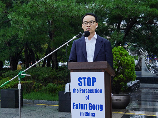 韩国法轮功学员举行退<span style='max-width:0px!important;margin-left:-4px;color:#eee!important;'>!</span>党<span style='max-width:0px!important;margin-left:-4px;color:#eee!important;'>!</span>大游行 多人现场三<span style='max-width:0px!important;margin-left:-4px;color:#eee!important;'>:</span>退<span style='max-width:0px!important;margin-left:-4px;color:#eee!important;'>.</span>(图文) 1 e41d3e0bf06adc59a77a39a9d92c2c19 600x448 1