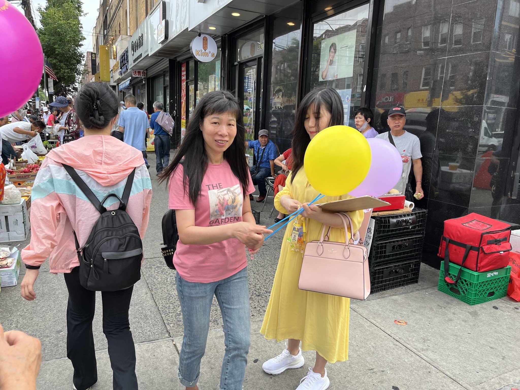纽约“打倒中共恶魔”车队游行 数百华人三<span style='max-width:0px!important;margin-left:-4px;color:#eee!important;'>:</span>退<span style='max-width:0px!important;margin-left:-4px;color:#eee!important;'>.</span> 13 signal 2024 06 30 191616 002
